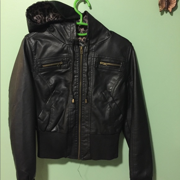 Black Leather Jacket - Picture 1 of 1